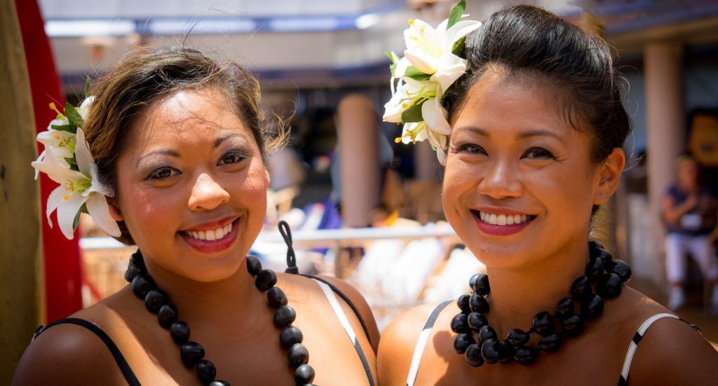 Hawaiian Culture - Lei & Hula