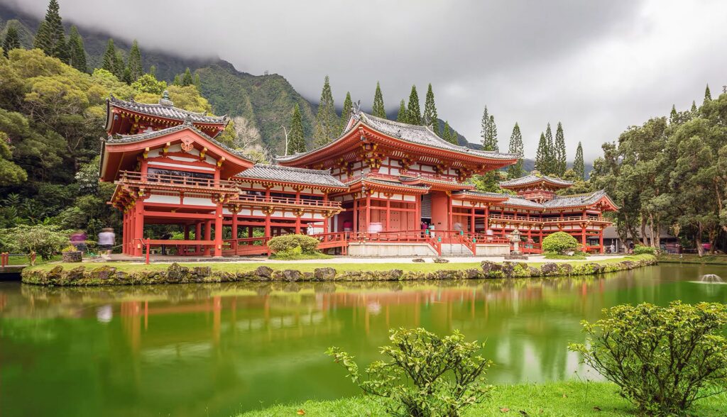 Why you should visit Byodo In Temple